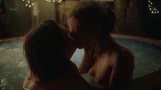 Chloe Brooks naked - I’m Dying Up Here s02e01 (2018)
