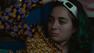 Noemie O'Farrell nude, Mounia Zahzam nude - Fabuleuses (2019)