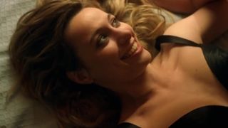 Natalia Verbeke nude – El otro lado de la cama (2002)