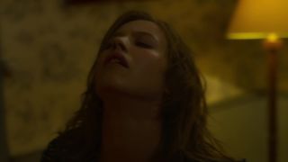 Lou de Laage naked - Blanche comme neige (2019)