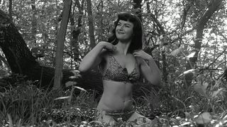 Famous Explicit Nudity Scene. Gretchen Mol nude - The Notorious Bettie Page (2005)