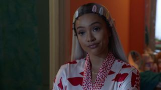 Karrueche Tran nude - Claws s03e10 (2019)