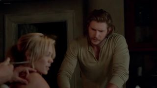 Laura Vandervoort Naked - Bitten (2014) s01e09