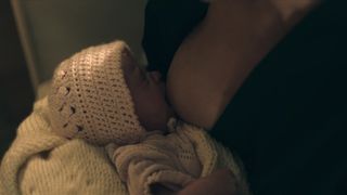 Elisabeth Moss, Yvonne Strahovski naked - The Handmaid's Tale s02e12 (2018)