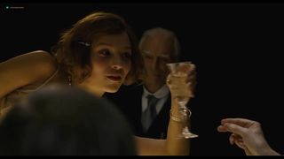 Julia Jentsch, Petra Hrebícková, etc Naked - I Obeyed the King of England (2006)