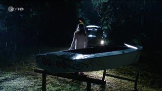 Anna Maria Sturm Nude, Bra-Less Actress in 'Familie Sonntag auf Abwegen'