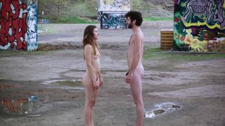 Viola von Scarpatetti naked - Chut(e) (2015)