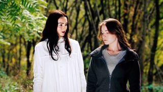 Glamour Outdoor Sex Intercourse Episode in Vid - Laurence Hamelin, Lily Cole Naked - The Moth Diaries (2012)