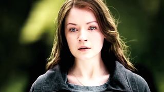 Glamour Outdoor Sex Intercourse Episode in Vid - Laurence Hamelin, Lily Cole Naked - The Moth Diaries (2012)