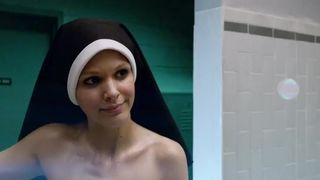 Uncredited Naked - Harold and Kumar - A Highly Harold and Kumar 3 DIMENSIONAL Christmas (US 20