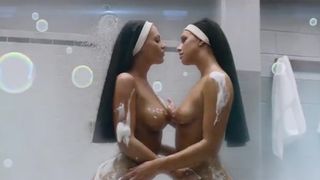 Uncredited Naked - Harold and Kumar - A Highly Harold and Kumar 3 DIMENSIONAL Christmas (US 20