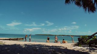 Alexa Demie naked - Sways (2019)