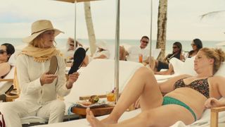 Amy Schumer - Snatched (2017) celebrity nude