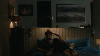 Antonia Zegers Sexy - Los Perros (2017)