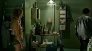 Laurence Arne nude - Parent Splendid (2017)