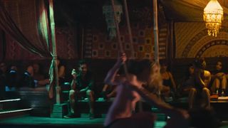 Julia Thomas, Sulaika Lindemann - Night Out (2018) Warm actress