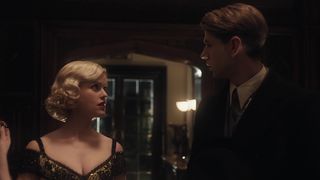 Alice Eve - Bees Make Stunner (2017) Censorship nude episode