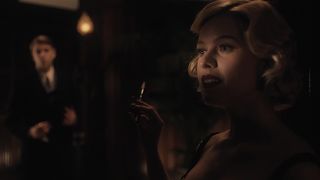 Alice Eve - Bees Make Stunner (2017) Censorship nude episode