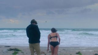 Julie Christiansen, Marie Boda - Mens vi lever (2017) Nude film episode