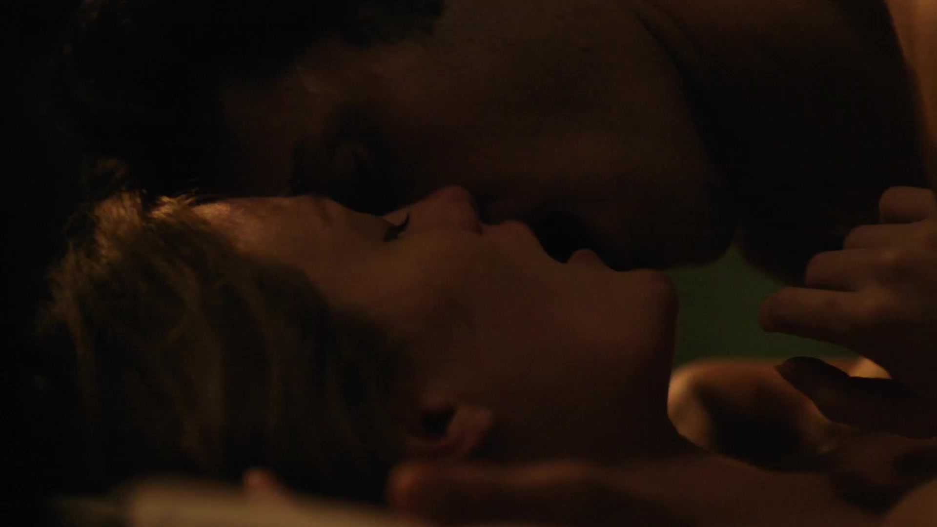 Ashley Hinshaw naked - StartUp (2016) (Season1, Episode3) - LustTABOO