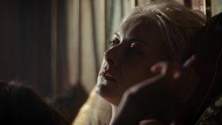 Severija Janusauskaite, Sophie Pfennigstorf - Babylon Berlin s01e04 (2017) Nude "braless" scenes
