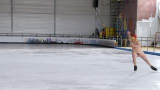 Celine Fuhrer - Apnee (2016) celebrity braless scenes