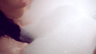 Atlanta Johnson naked - Carnivore Werewolf of London (2017)