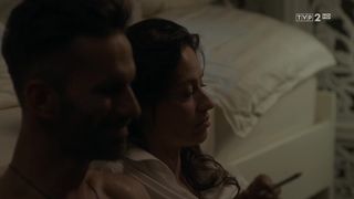 Magdalena Rozczka - Miasto skarbow s01e06 (2017) Nude movie scenes