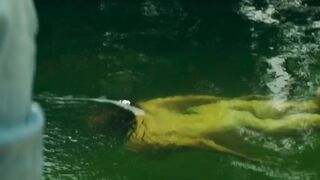 Julia Dietze nackte - 5 Frauen (2016)