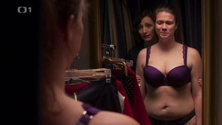 Eva Hacurova nude. Jak si nepodelat zivot s01e01 (2019) Censorship Scenes