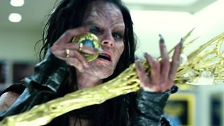 Elizabeth Banks, Naomi Scott - Strength Rangers (2017) Сut celebs scenes