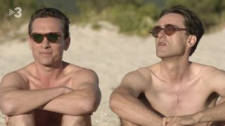 Tamara Canosa - Os fillos do sol (2017) Naked "braless" episode