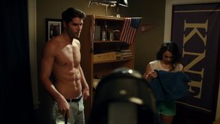 Rachel van Dijk, Ann Pirvu - Full Frat Movie (2016) celebrity sans bra scenes