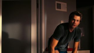 Britt Robertson hot - Girlboss s01e08 (2017)