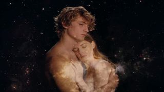 Fabienne Stunner, Kate Moran nude- Les rencontres d'apres minuit (2013)