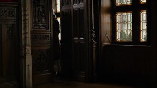 Anamaria Vartolomei nude - L'echange des queens (2017)