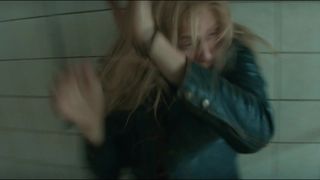 Kamila Kaminska, Anna Prochniak – Najlepszy (2017) Nude vid scenes