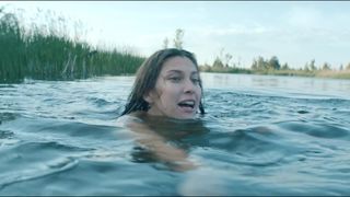 Kamila Kaminska, Anna Prochniak – Najlepszy (2017) Nude vid scenes