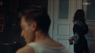 Hannah Herzsprung nackt - Babylon Berlin (2017) (Season2 - Ep1)