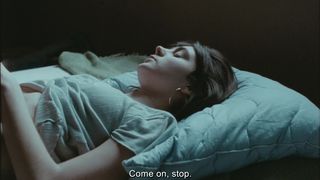 Victoria Carmen Sonne hot - Winter Brothers (2017)