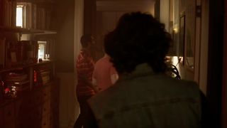 Roxane Mesquida cool - Nos futurs (2015)