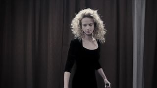 Marta Nieradkiewicz nude - Zjednoczone stany milosci (2016)