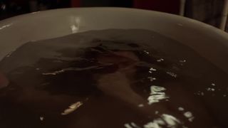 Elodie Frege nude - La main du mal  (2016) s01