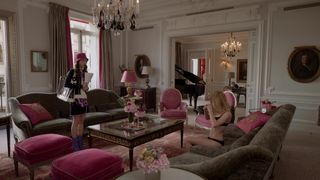 Carlson Youthfull - Emily in Paris s01e07 (2020) Nude actress in a wonderful movie