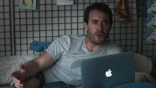 Stephanie Crayencour sexy - Un profil pour deux (2017) Naked gorgeous movie