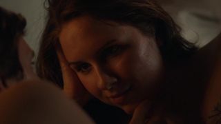 Miri Ann Beuschel - Forldre (2016) celebrity nude