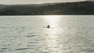 Lou de Laage - L'attesa (2015) Censored softcore episode