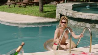 Rita Guedes, & other actresses - 1 Contra Todos s04e01e03 (2020) Nude TV movie scenes