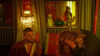 Anna Mikhalkova, Lukerya Ilyashenko - Professional lyubov. Tolko dlya vzroslykh (2017) Nude vid scenes