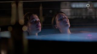 Meike Droste, Bettina Lamprecht nude - Frau Temme sucht das Gluck Der Charakter der Macht (2017)